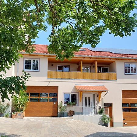 Ferienhaus Heerlichkeit Loeffingen Exterior photo